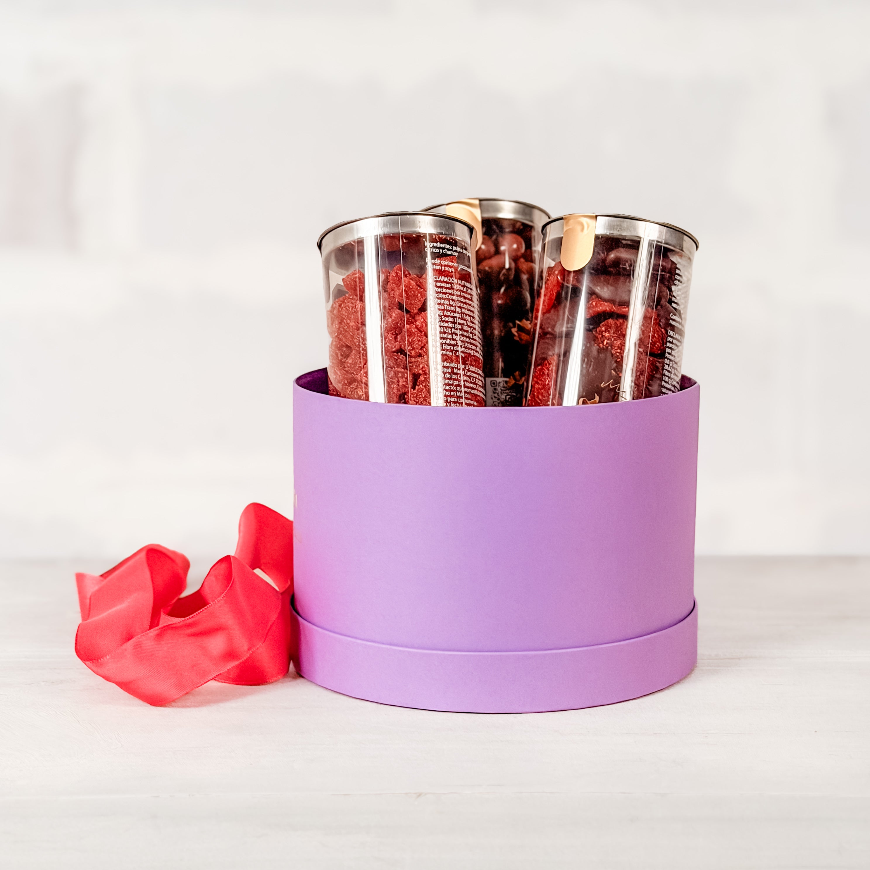 Caja premium con 3 botanas seleccionadas | Paola Flores y Casa | caja con 3