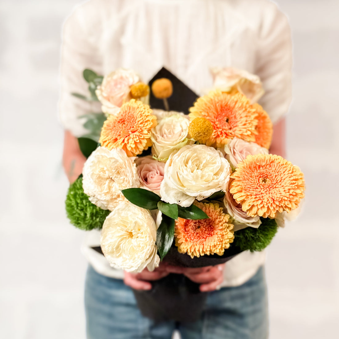 ramo de flores amarillas en Paola Flores y Casa, Nuevo Laredo